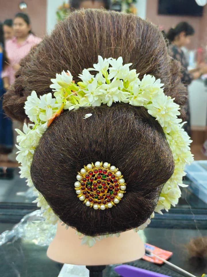 Jayasri Makeovers hair